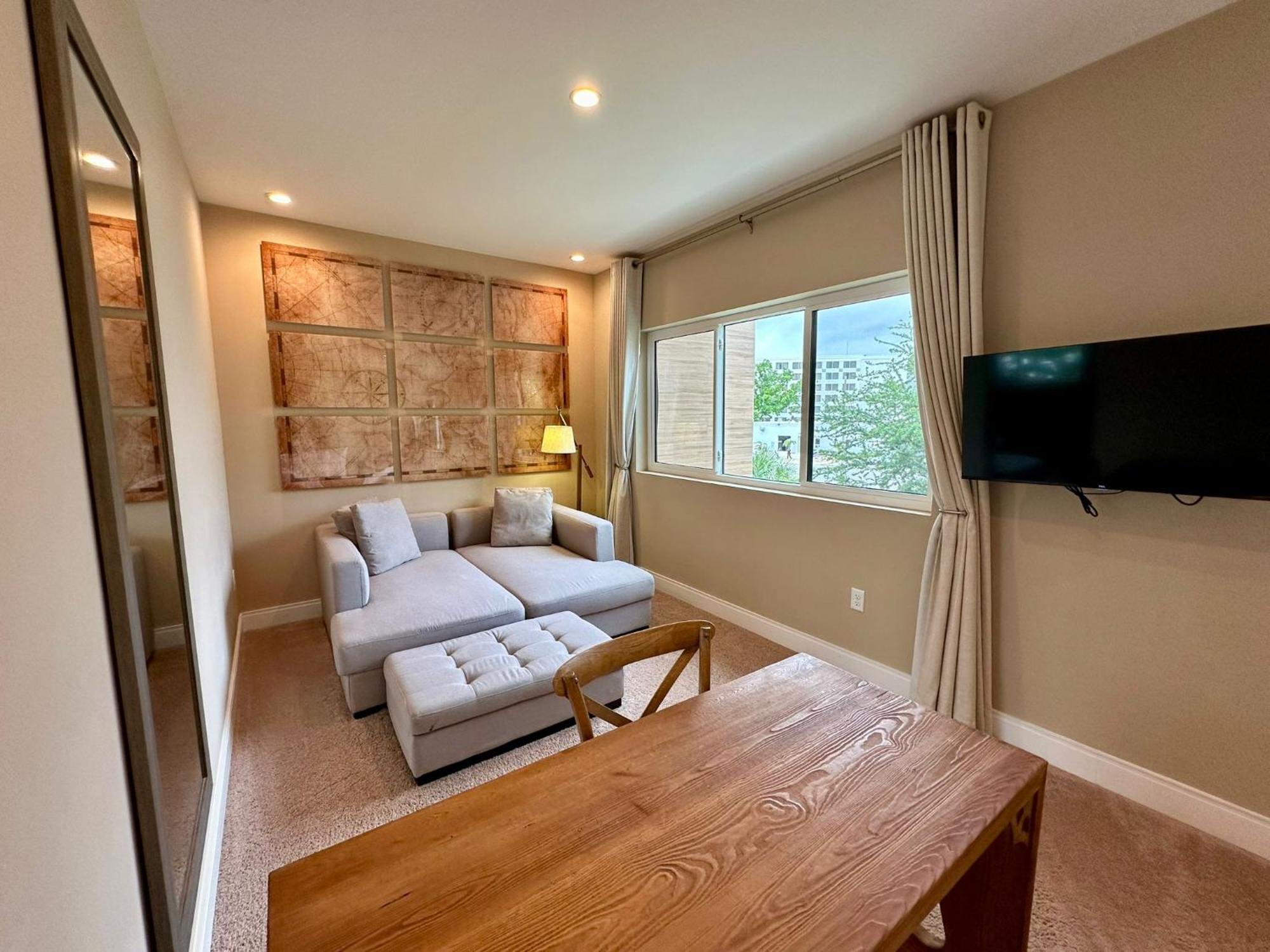 Luxury Home In Orlando With Private Hot Tub - 7 Min From Disney Parks - 3 Bedrooms And 4 Bathrooms! Ngoại thất bức ảnh